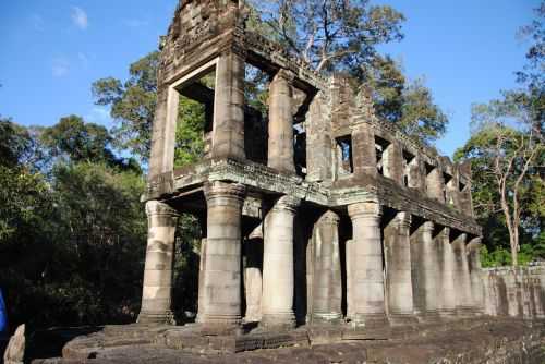 ANGKOR WAT HALF MARATHON 2013